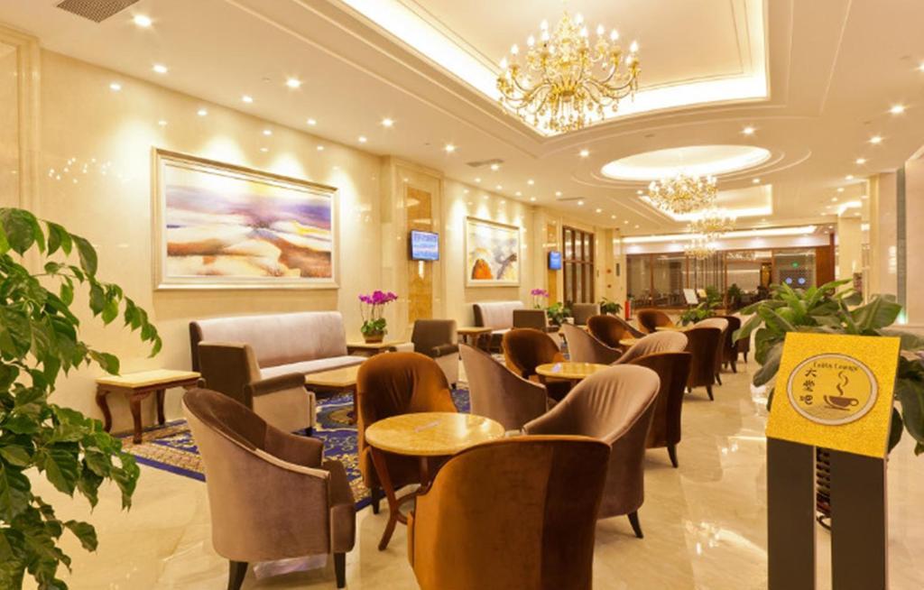 Haili Garden Hotel Гуанджоу Екстериор снимка