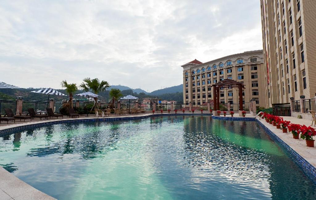 Haili Garden Hotel Гуанджоу Екстериор снимка