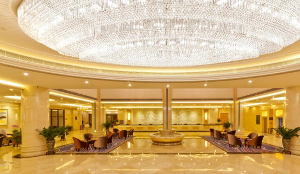Haili Garden Hotel Гуанджоу Екстериор снимка